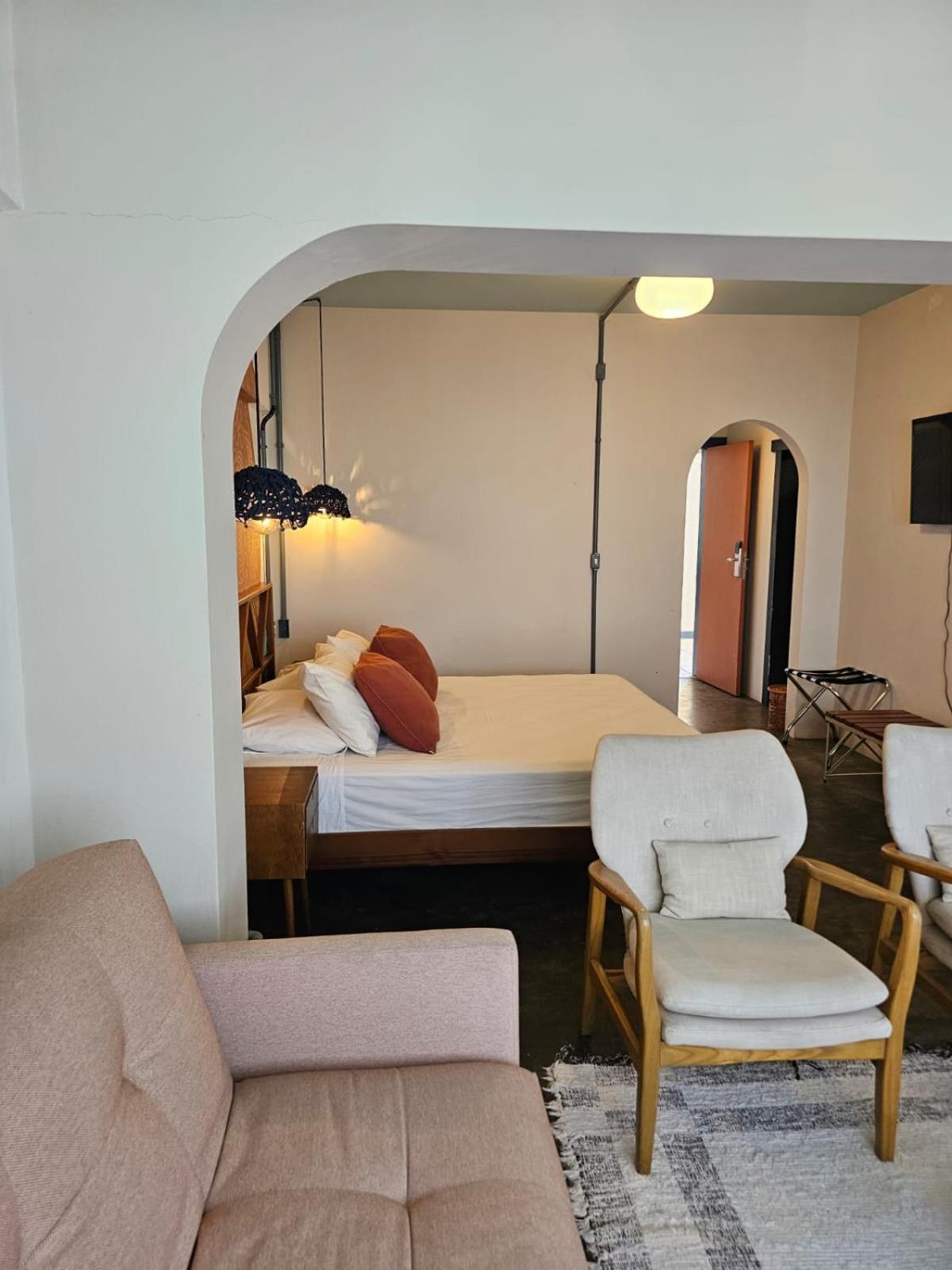 Hotel Mole
